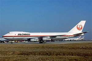 Рейс 1628 Japan Air Lines: 1989 год